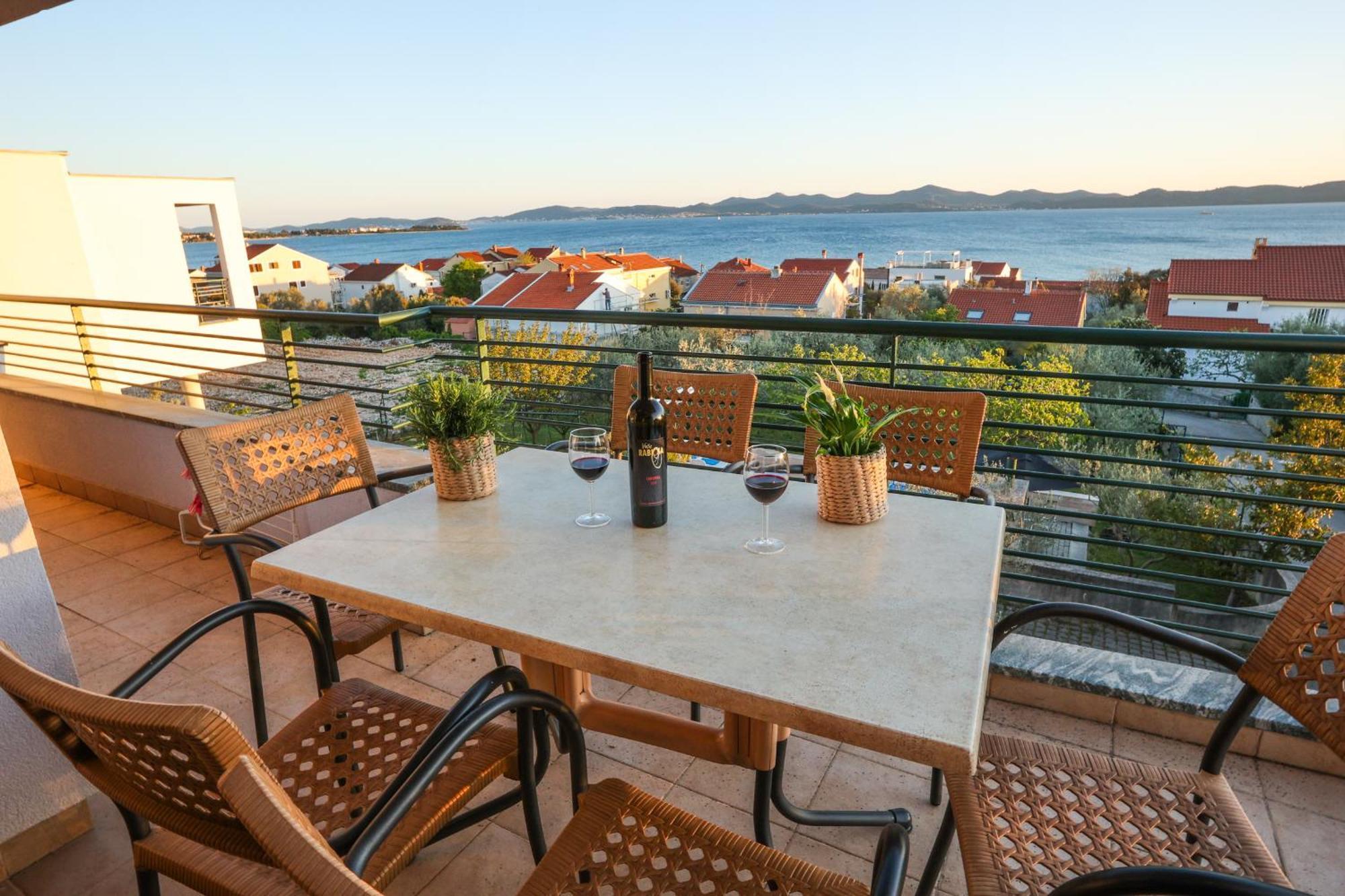 Apartments Vallis Rabiosa Задар Стая снимка